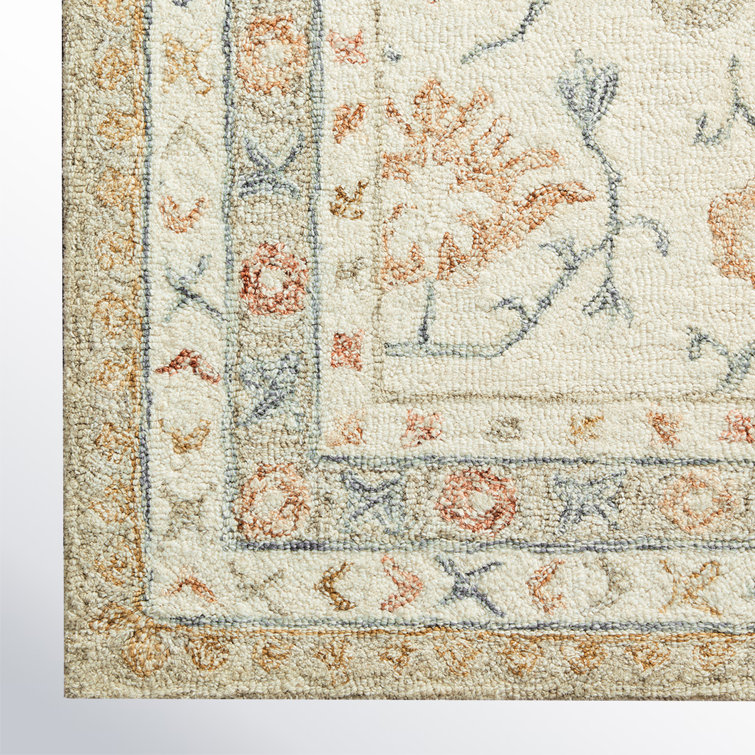 Handmade Ivory Wool Rectangular Floral Area Rug