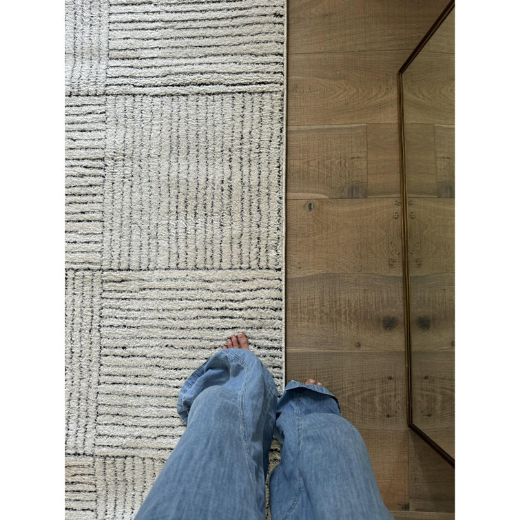 Ivory and Dark Brown Striped Synthetic Area Rug, 2'8" x 7'3"
