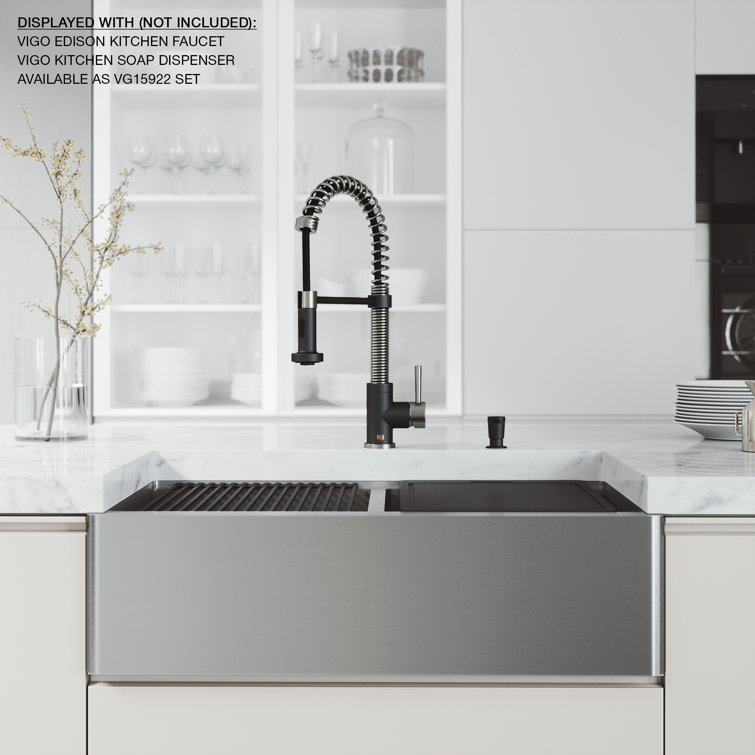 Oxford 33" Stainless Steel Double Bowl Farmhouse Kitchen Sink