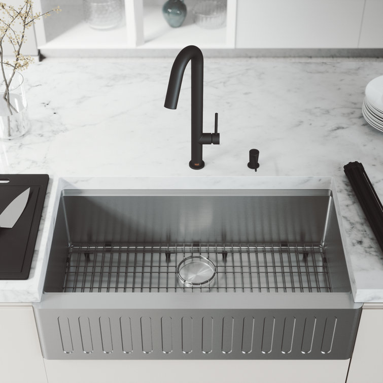 Oxford 36" Stainless Steel Farmhouse Kitchen Sink with Accessories