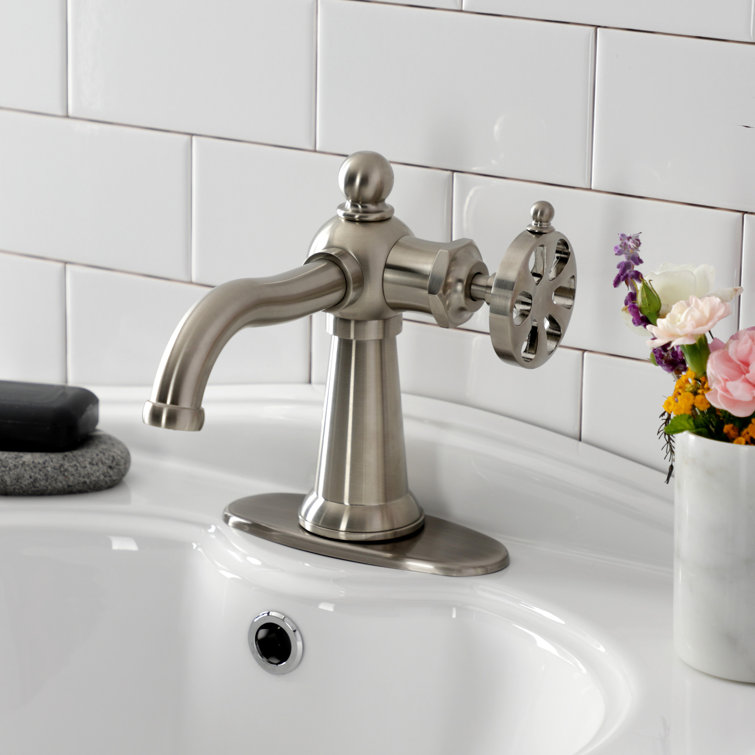 Belknap Traditional Single-Hole Bathroom Faucet in Brushed Nickel