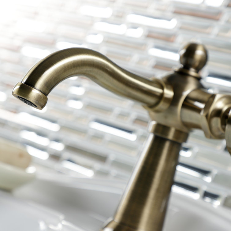 Belknap Antique Brass Single-Hole Traditional Bathroom Faucet
