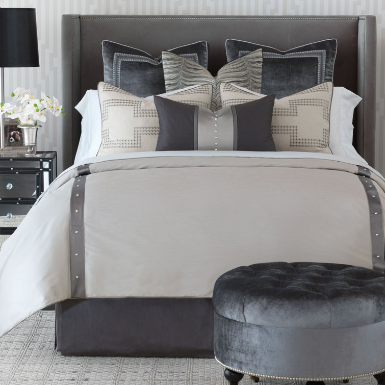 Hendrix Queen Gray and Beige Duvet Cover Set