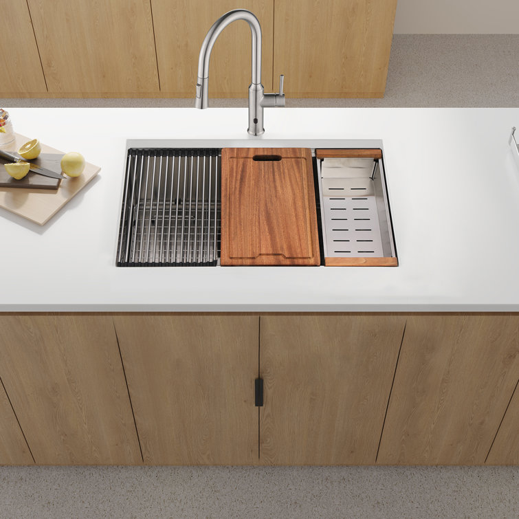 33'' Stainless Steel Undermount Single Bowl Kitchen Sink with Accessories