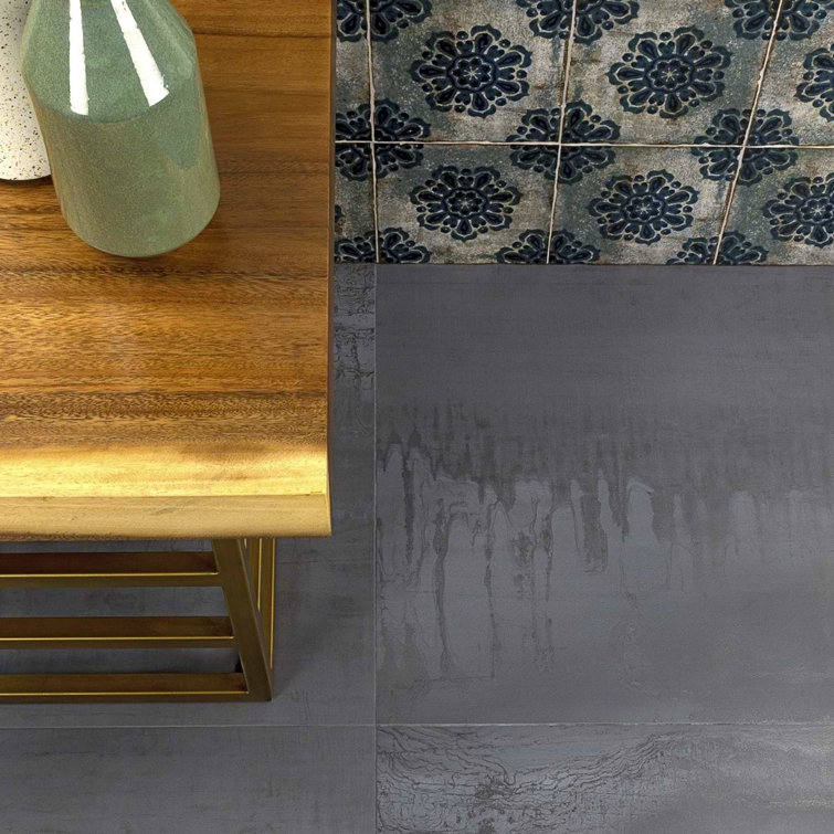 Large Format Light Gray Matte Porcelain Square Tile