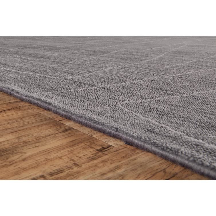 Lennox Abstract Gray Viscose 5' x 8' Hand-Loomed Area Rug