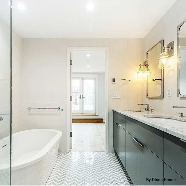 Calacatta and Thassos Marble Chevron Mosaic Tile