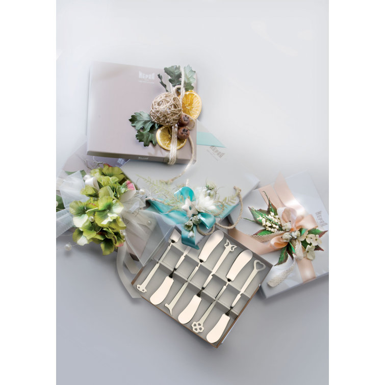 Elegant Stainless Steel Butter Spreaders Set with Decorative Handles