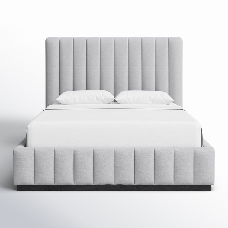 Gray Queen Linen Upholstered Bed with Tufted Headboard
