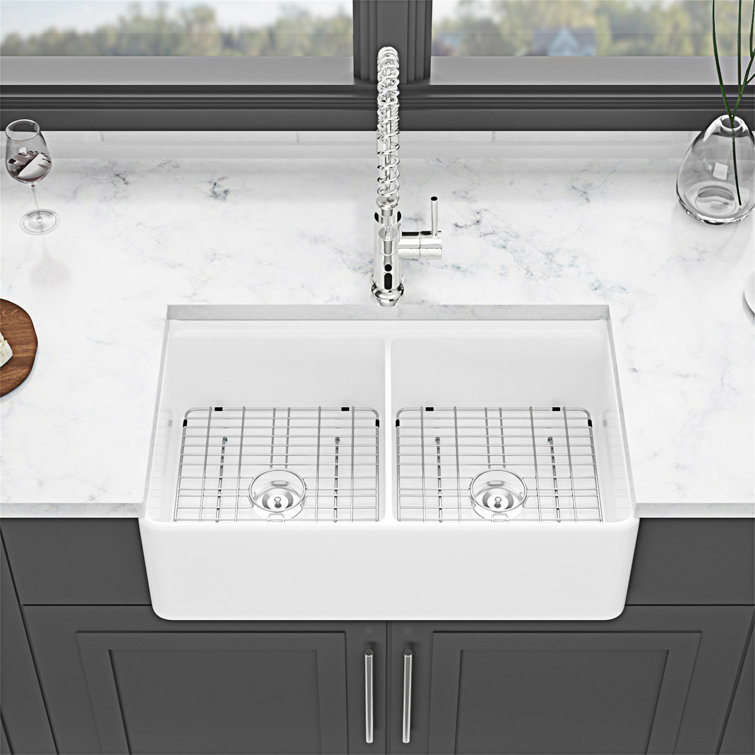 33'' White Ceramic Farmhouse Workstation Kitchen Sink with Accessories