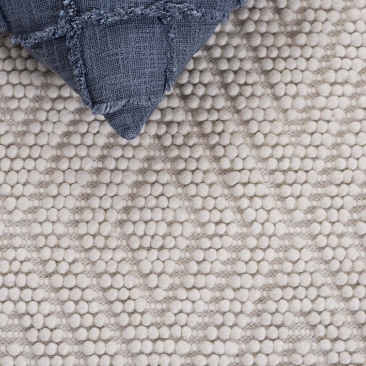 Handmade Ivory Diamond Trellis Wool and Cotton Rug