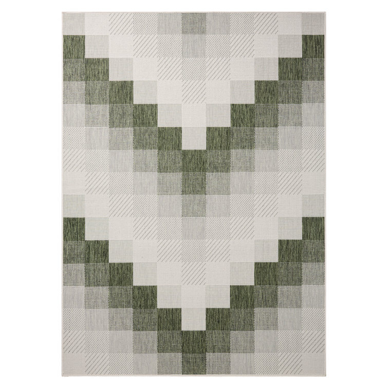 Green and Cream Chevron Pattern Outdoor Synthetic Area Rug 5' x 7'