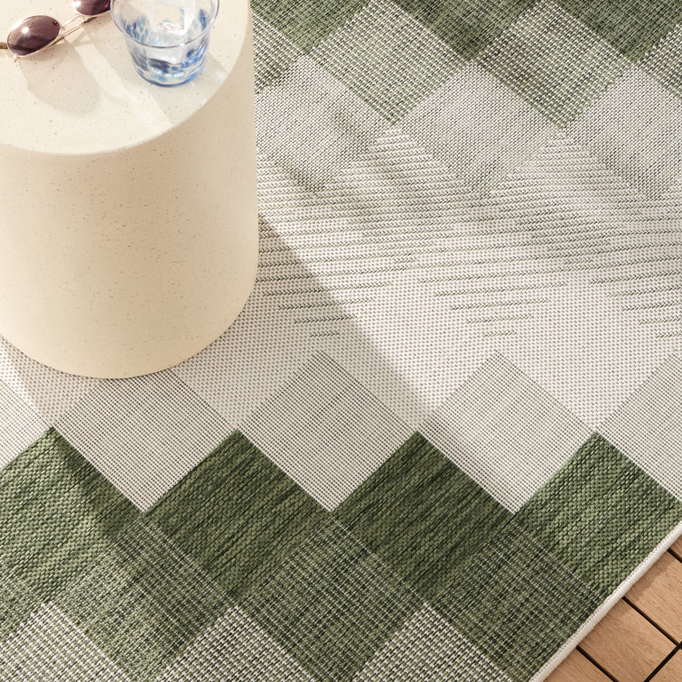 Green and Cream Chevron Pattern Outdoor Area Rug, 4 ft x 5 ft