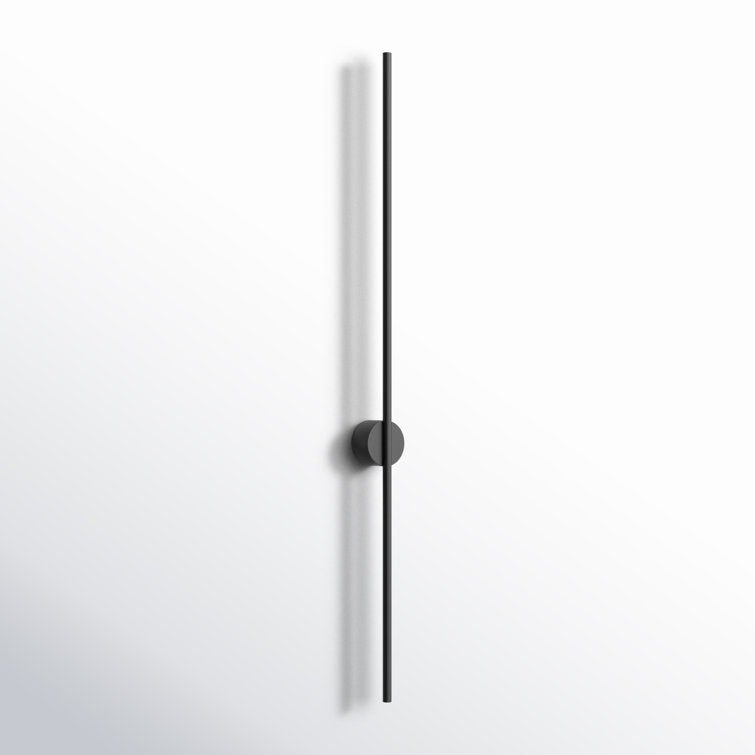 Sleek Black Aluminum Linear LED Wall Sconce