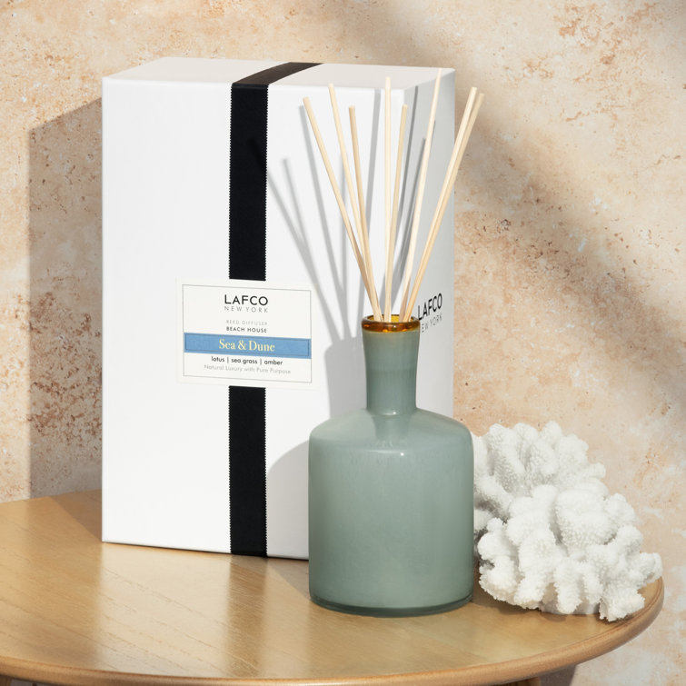 Coastal Breeze 15oz Sea & Dune Reed Diffuser with Natural Wood Reeds