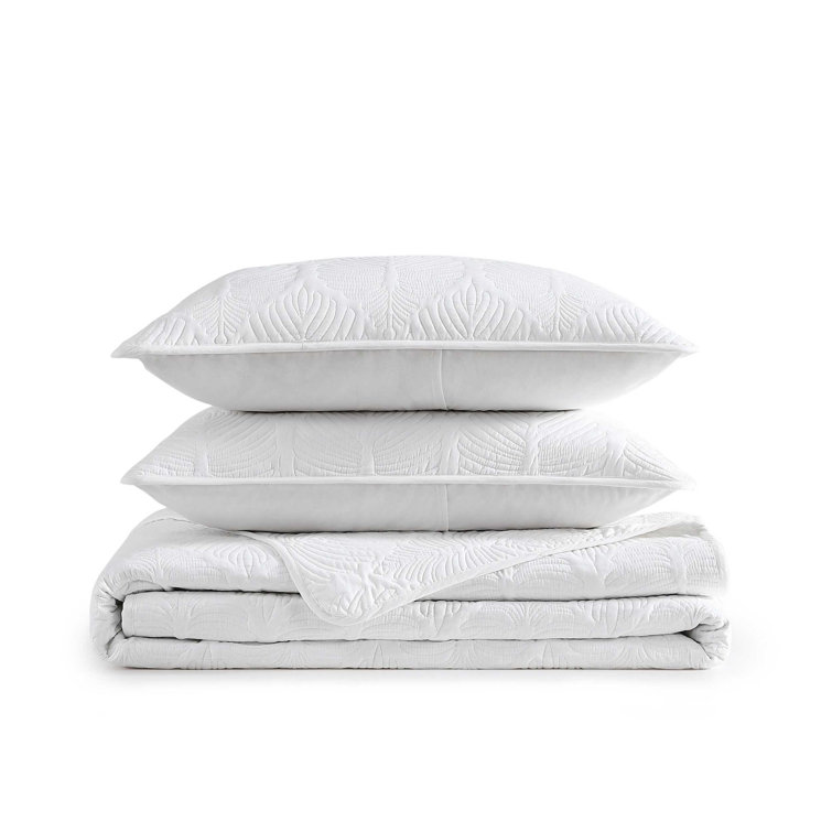 White Organic Cotton Full Quilt Set with Reversible Design