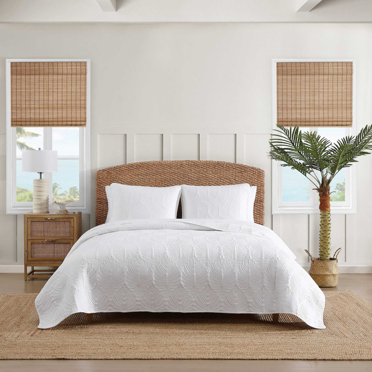 White Organic Cotton Full Quilt Set with Reversible Design