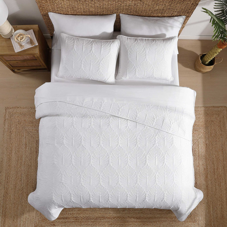 White Organic Cotton Full Quilt Set with Reversible Design