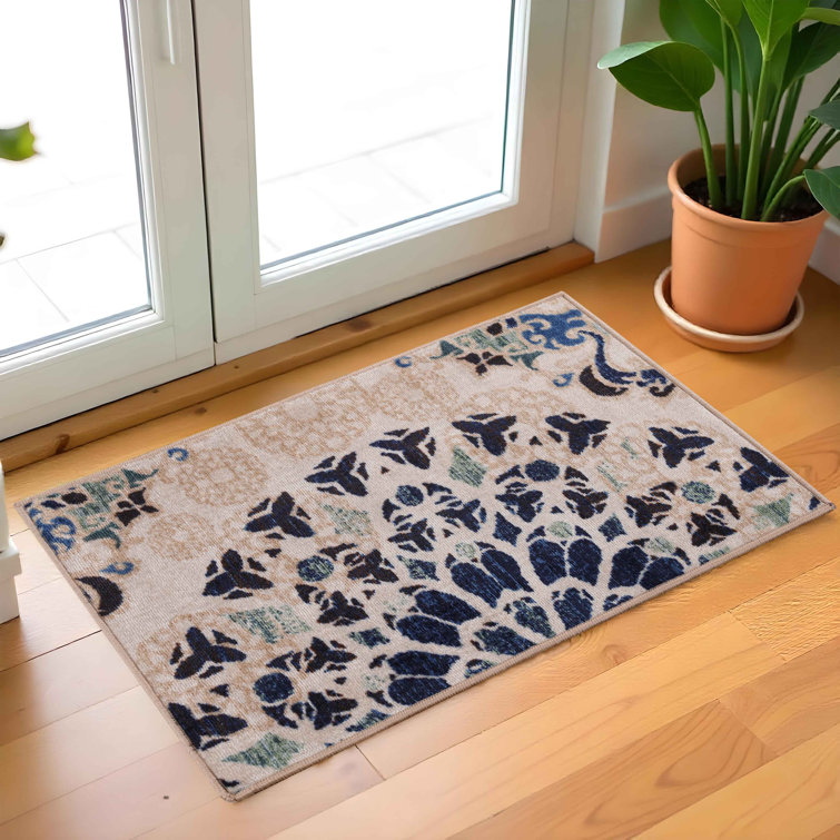 Cream and Blue Synthetic Medallion Washable Area Rug, 2' x 3'