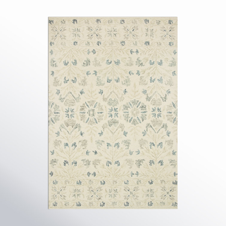 Ivory and Grey Floral Wool 5' x 7' Handmade Rug