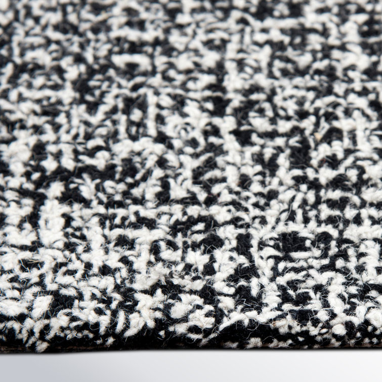 Handmade Black and White Wool Runner Rug 2'6" x 8'