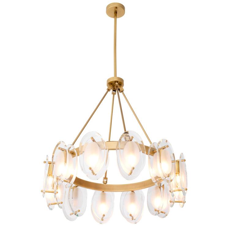 Sublime Antique Brass 12-Light Wagon Wheel Chandelier