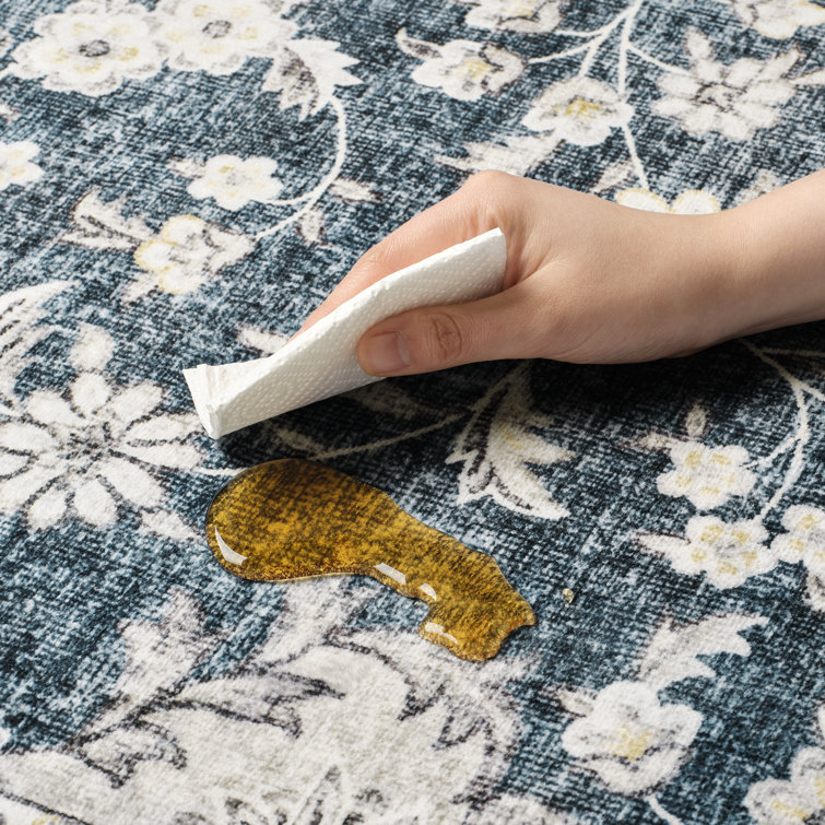 Vintage Blue and White Floral Wool Area Rug, 6' x 9'