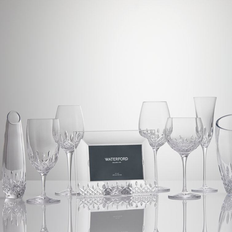 Elegant Crystal Bud Vase with Lismore Diamond Cuts 9.4"H