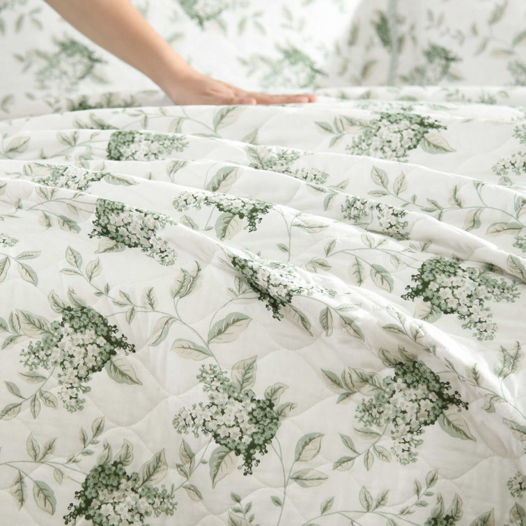 White and Green Cotton Twin Reversible Quilt Set