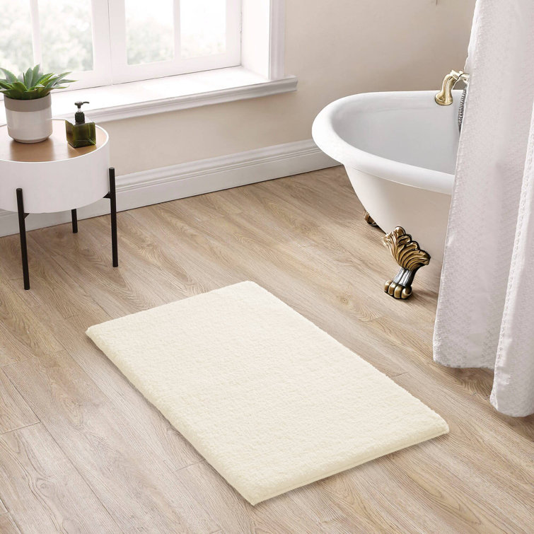 Ivory Microfiber Quick Dry Marshmallow Bath Rug