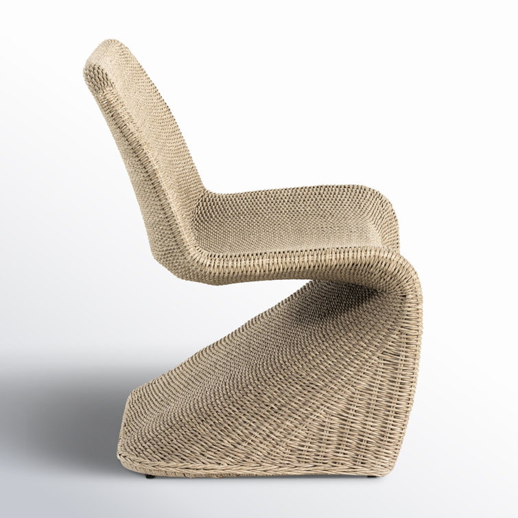 Curved Natural Wicker Outdoor Bench in Beige
