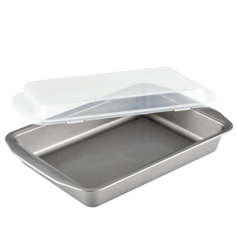 Gray Nonstick Rectangular 9-Inch x 13-Inch Cake Pan with Lid