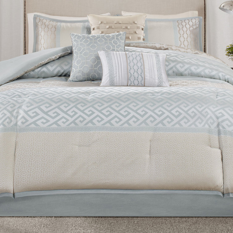 California King Gray Jacquard 7-Piece Bedspread Set