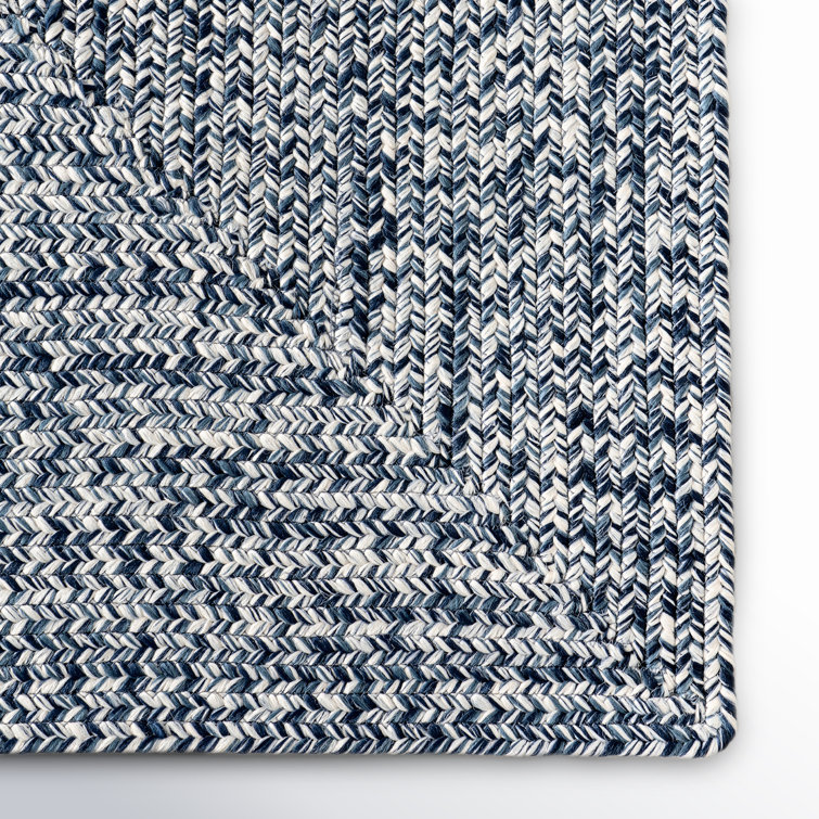 Handmade Blue and White Braided Synthetic Round Rug