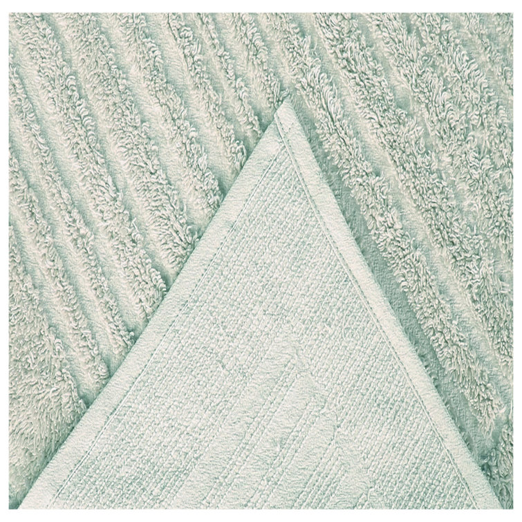 Sage Cotton Twin Reversible Bedspread Set with Textured Accent