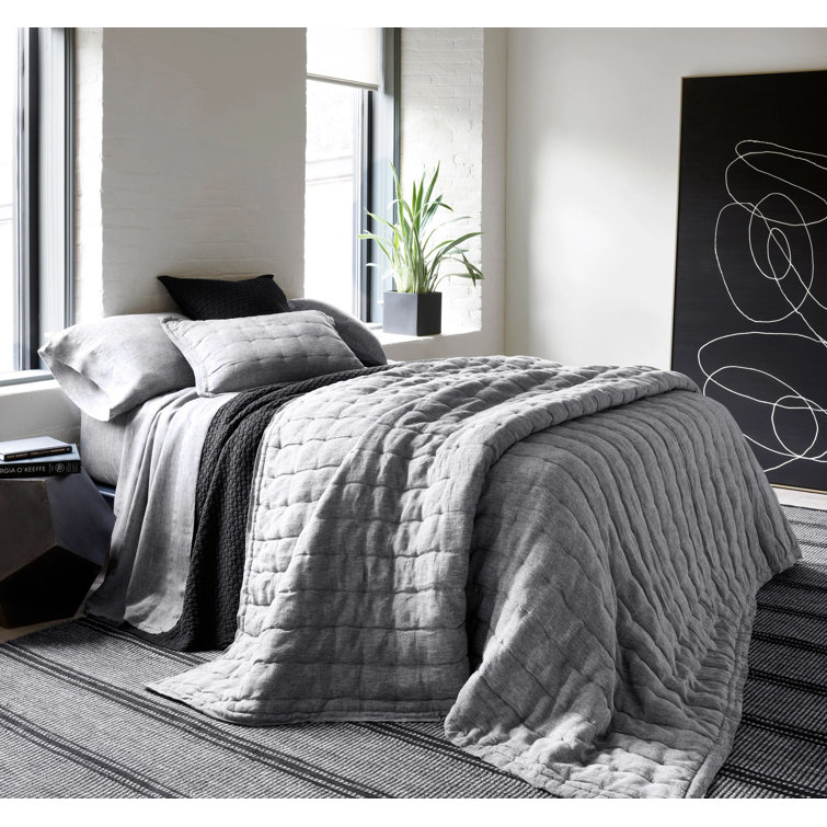 King Black Cotton Matelassé Coverlet