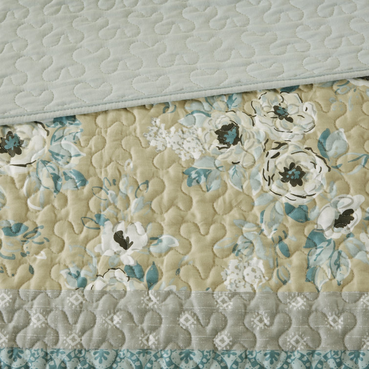Boho-Chic Blue Cotton Reversible Quilt Set with Pillows