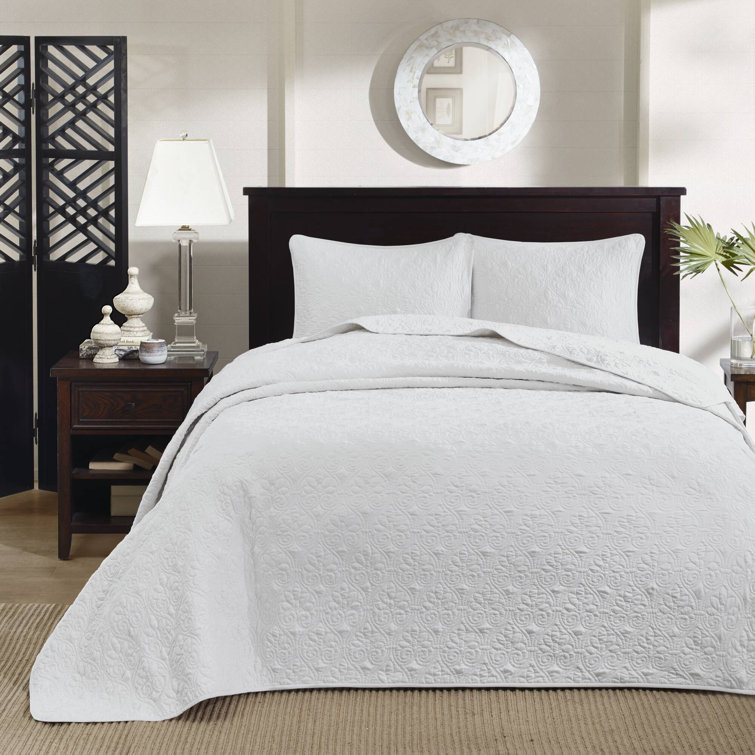 White Full Reversible Microfiber Bedspread Set with Cotton Fill