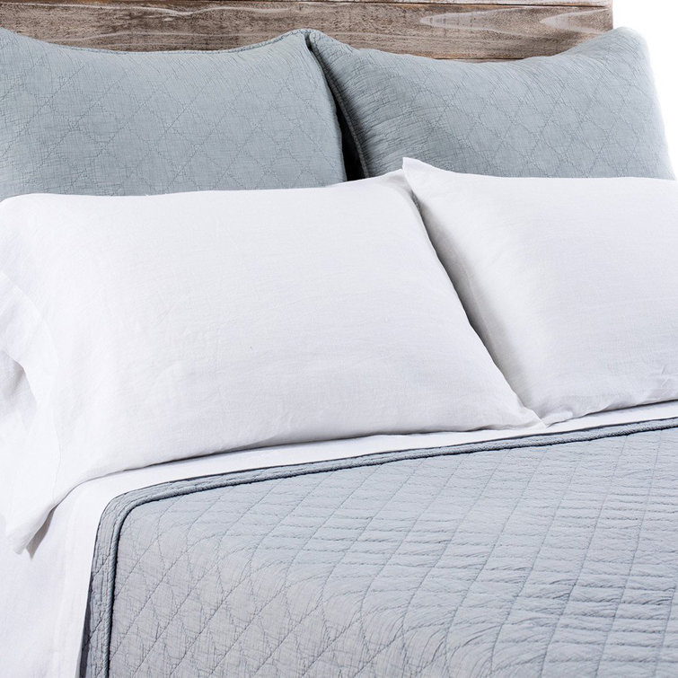 Huntington Dusty Blue Diamond Quilted Queen Cotton Coverlet