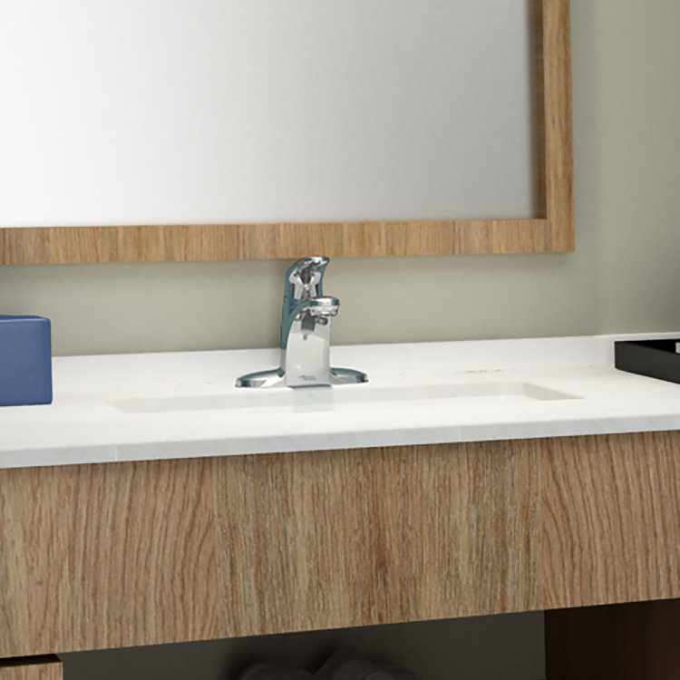 Polished Chrome Single-Handle Centerset Bathroom Faucet