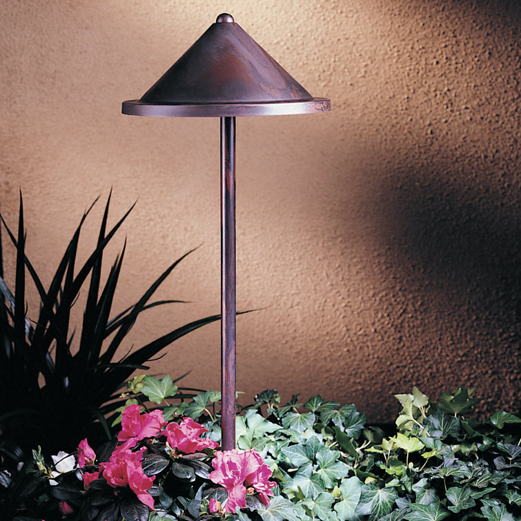 Bronze Metal Cone Shade Outdoor Pathway Lamp Post
