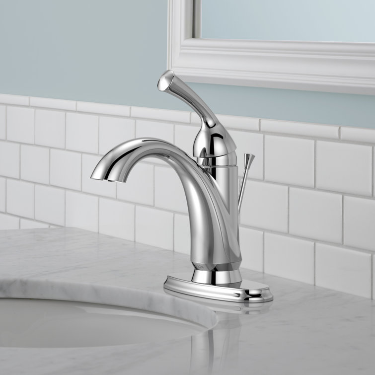 Chrome Single Hole Modern Bathroom Faucet with Drain Assembly