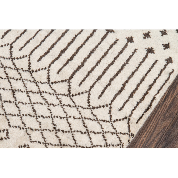 Natural Hand-Knotted Wool Geometric Area Rug, 5' x 8'