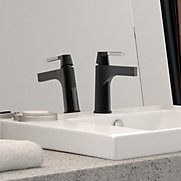 Modern Chrome Brass 7.5" Single Hole Faucet with Drain Assembly