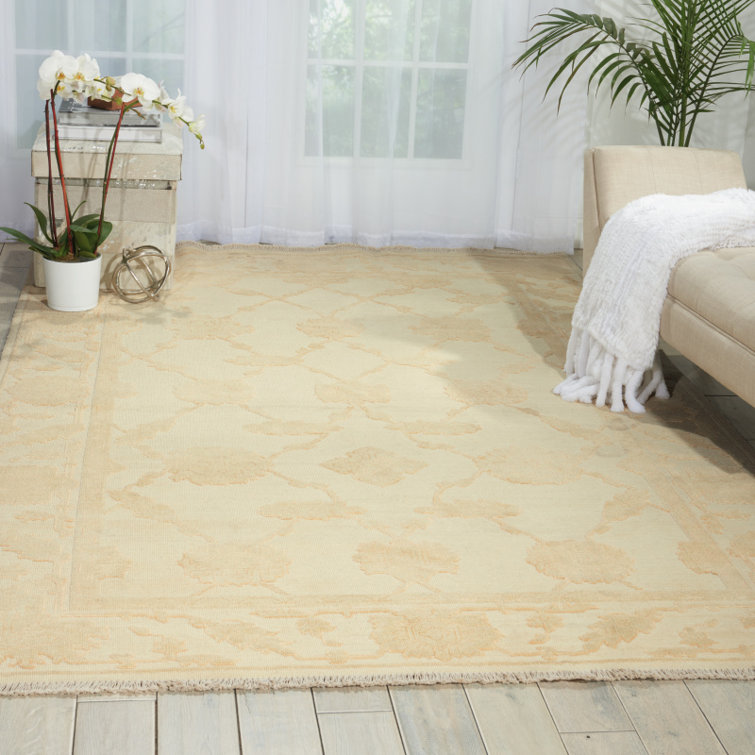 Ivory Floral Silk-Wool Blend Hand-Knotted Area Rug 3' x 10'