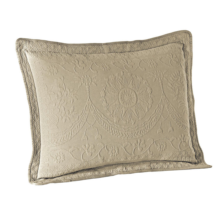 Birchfield 100% Cotton Reversible Matelasse Queen Coverlet