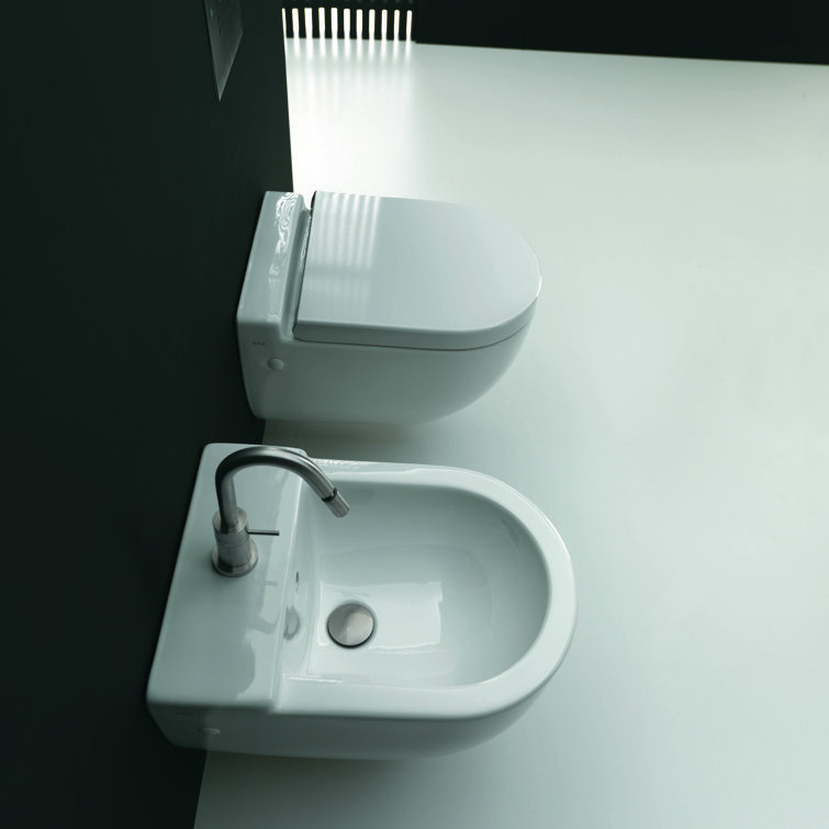 White Ceramic Elongated Wall Mounted Toilet with Soft Close Seat