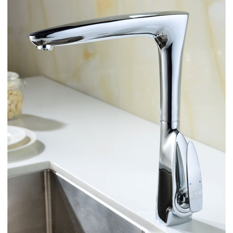 Polished Chrome Single Handle Kitchen Faucet with Pull-out Spray