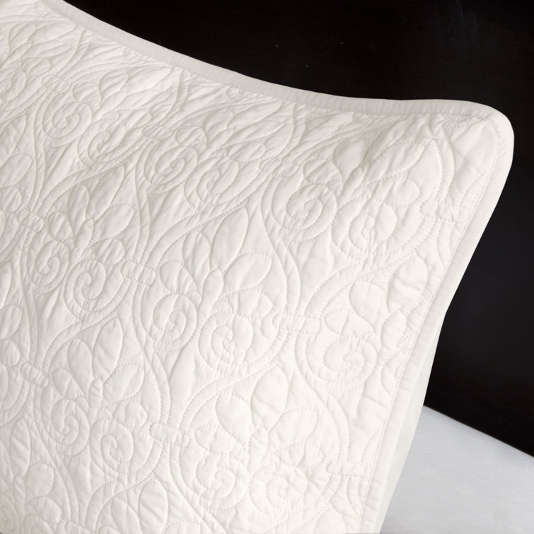 Cream King Reversible Microfiber Bedspread Set