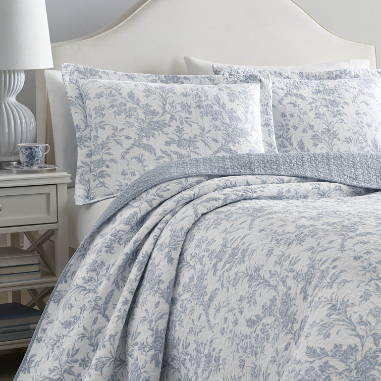King Size Blue Cotton Reversible Quilt Set